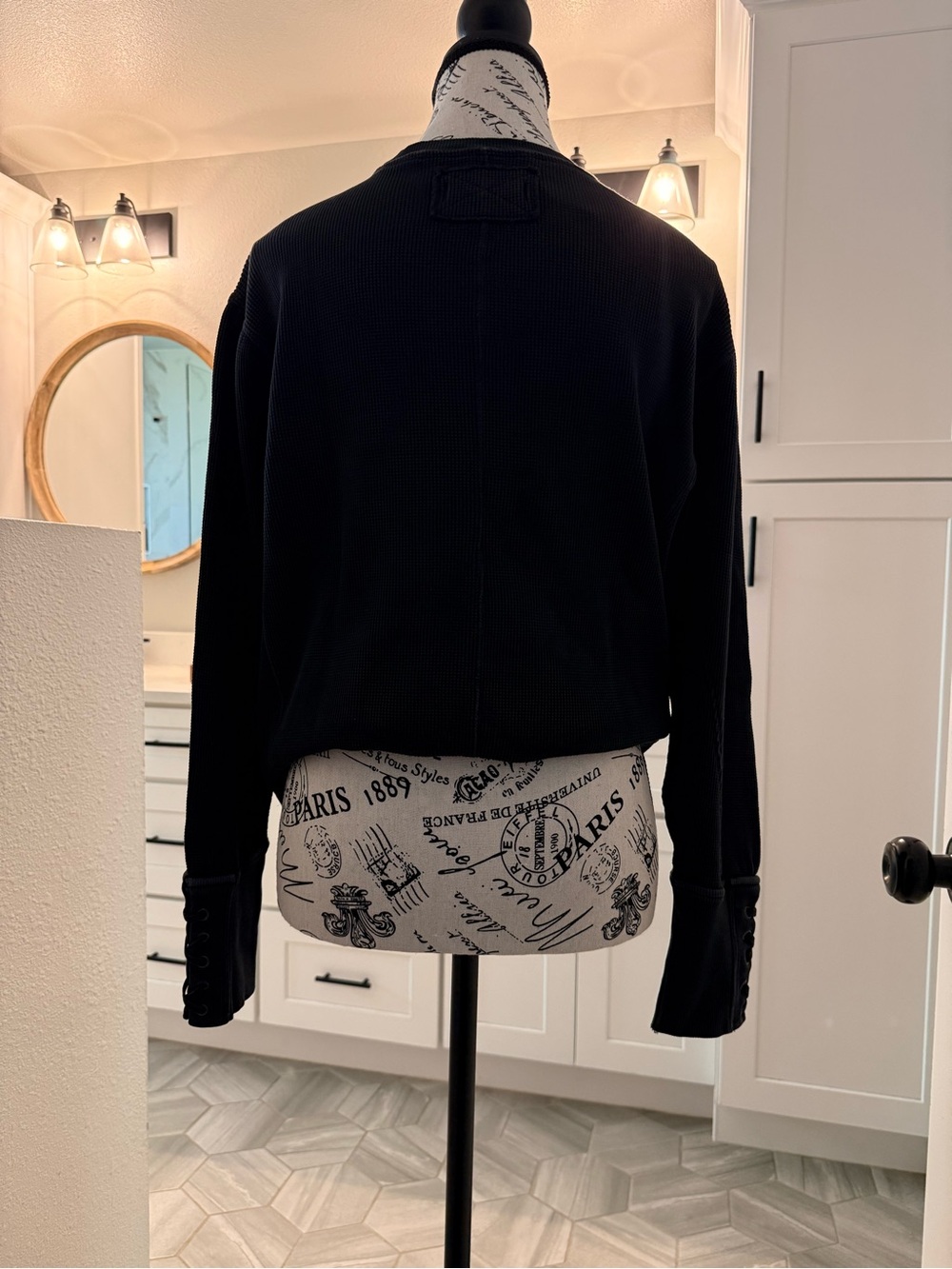 We The Free Lapis Cuff Long Sleeve Top. Size Small - Picture 6 of 8